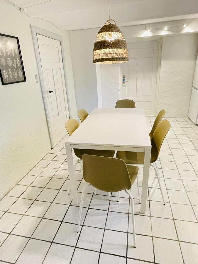 Aday - Aalborg Mansion - Charming 3 Bedroom Apartment Exterior foto